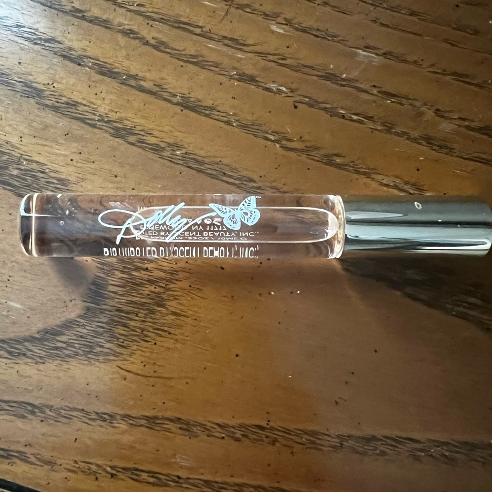 Dolly A scent from above perfume travel size